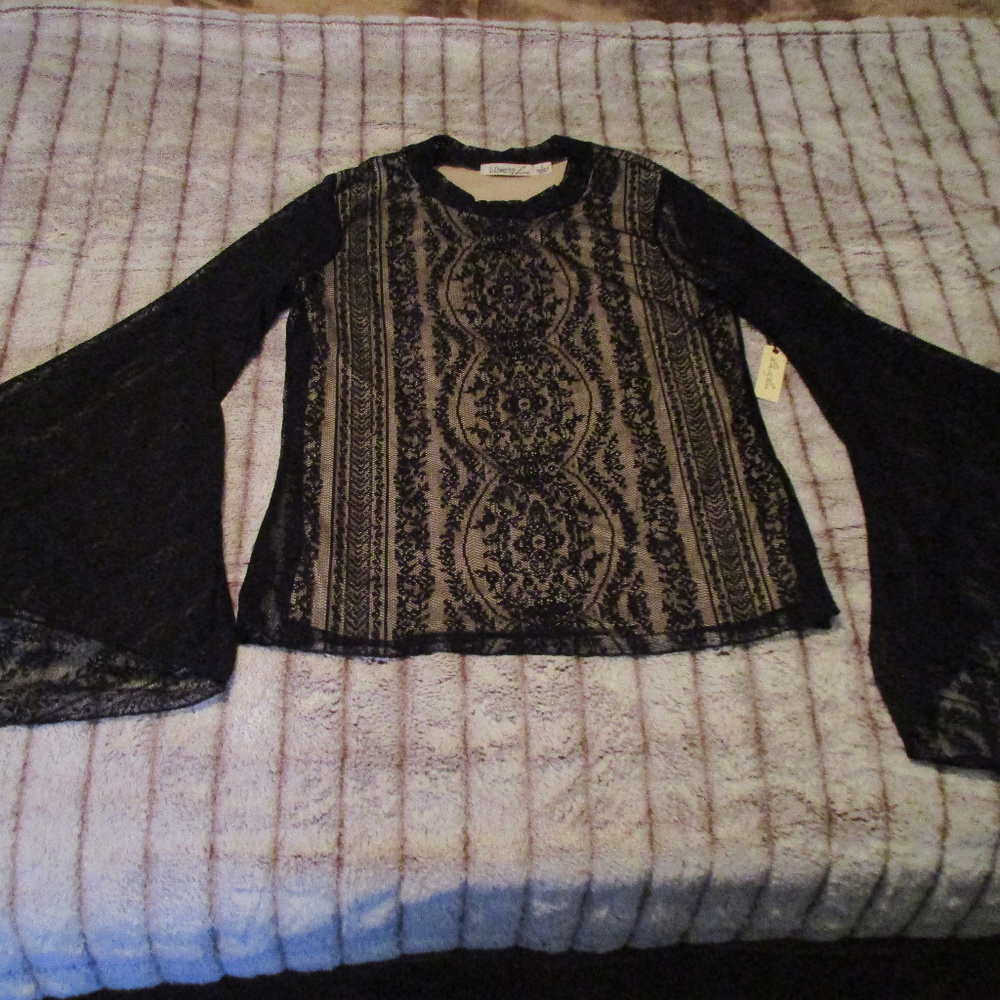 Lace Shirt - Picture 3 of 6